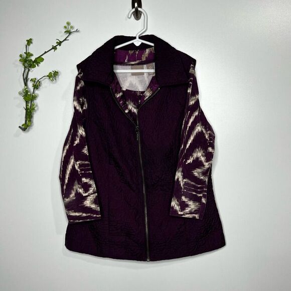 Chico’s Purple Quilted Vest and matching purple beige patterned shirt - Picture 2 of 10